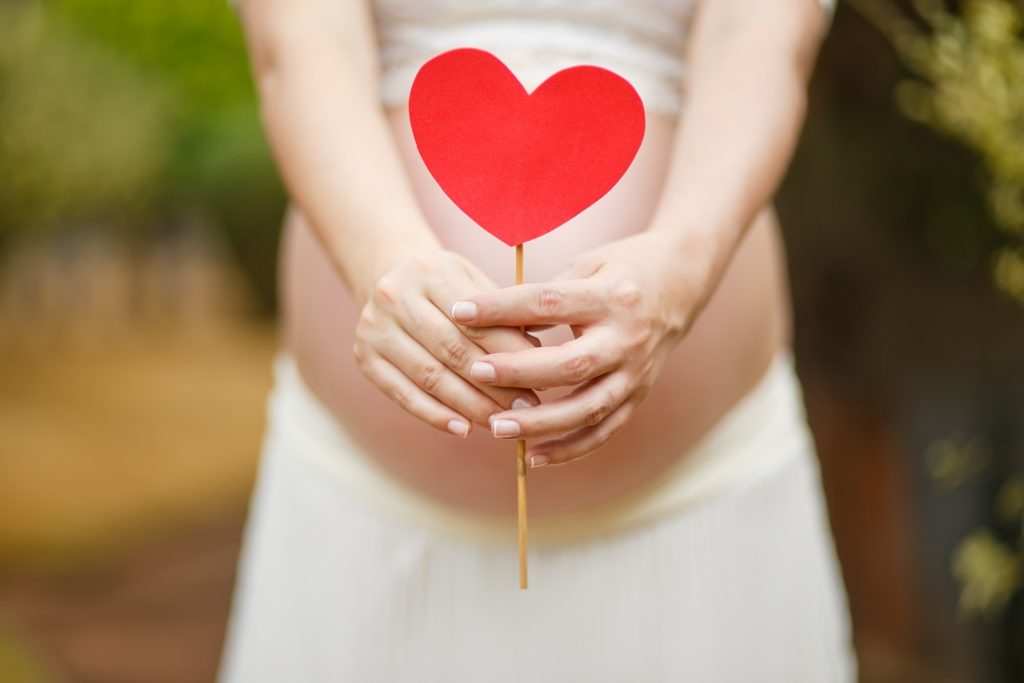 Как оформить страховку для беременных при выезде за границу